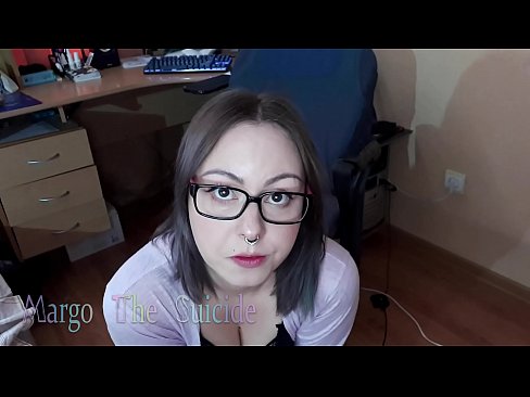 ❤️ Ngoanana ea Sexy ea Khalase O Anya Dildo Haholo Kamera Litšoantšo tsa bootsoa ka morao ❌️